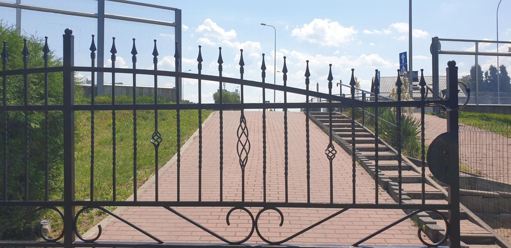 Апартаменти Біля Рондо - Mieszkanie Przy Rondzie Przemyśl Exterior foto